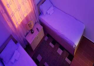 Отель SANTA LUCIA Кутаиси Двухместный с 1 кроватью или 2 отдельными кроватями и душем-4